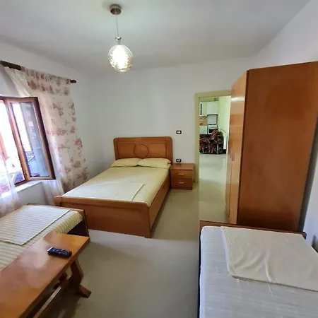 Holiday House *