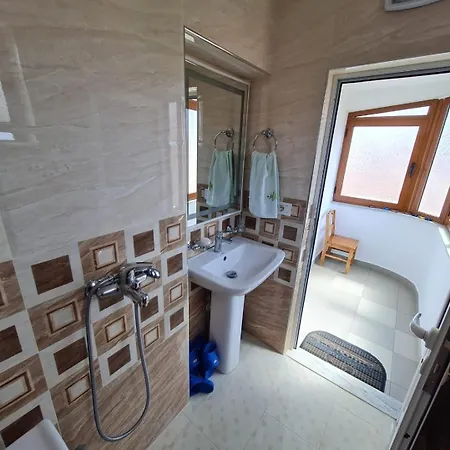 Casa de hóspedes Holiday House Pogradec