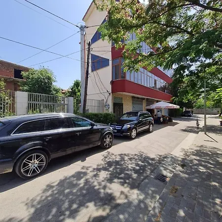 Casa de hóspedes Holiday House Pogradec