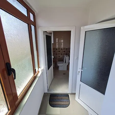 Holiday House Πανσιόν *